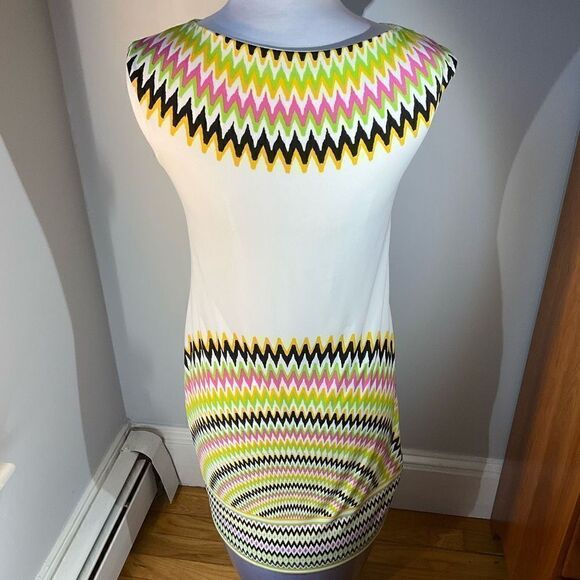 Cap Sleeve Sheath Dress. White with multicolor dopamine zigzag details, 2 - Picture 8 of 10